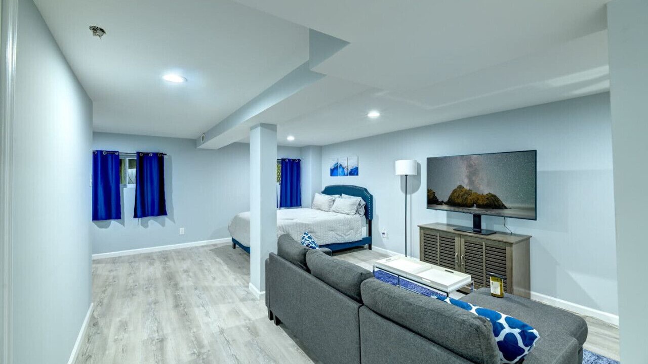 Photo of Bedroom in Fairlawn
