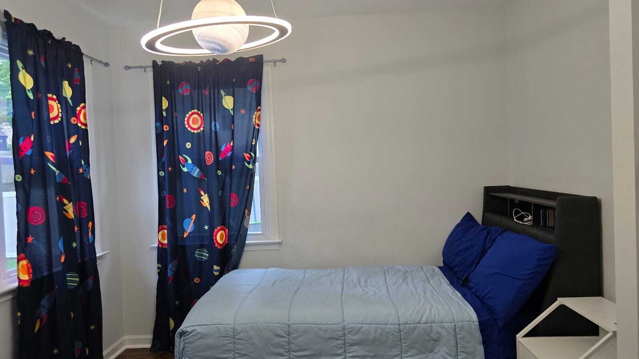 Photo of Bedroom in Bethel