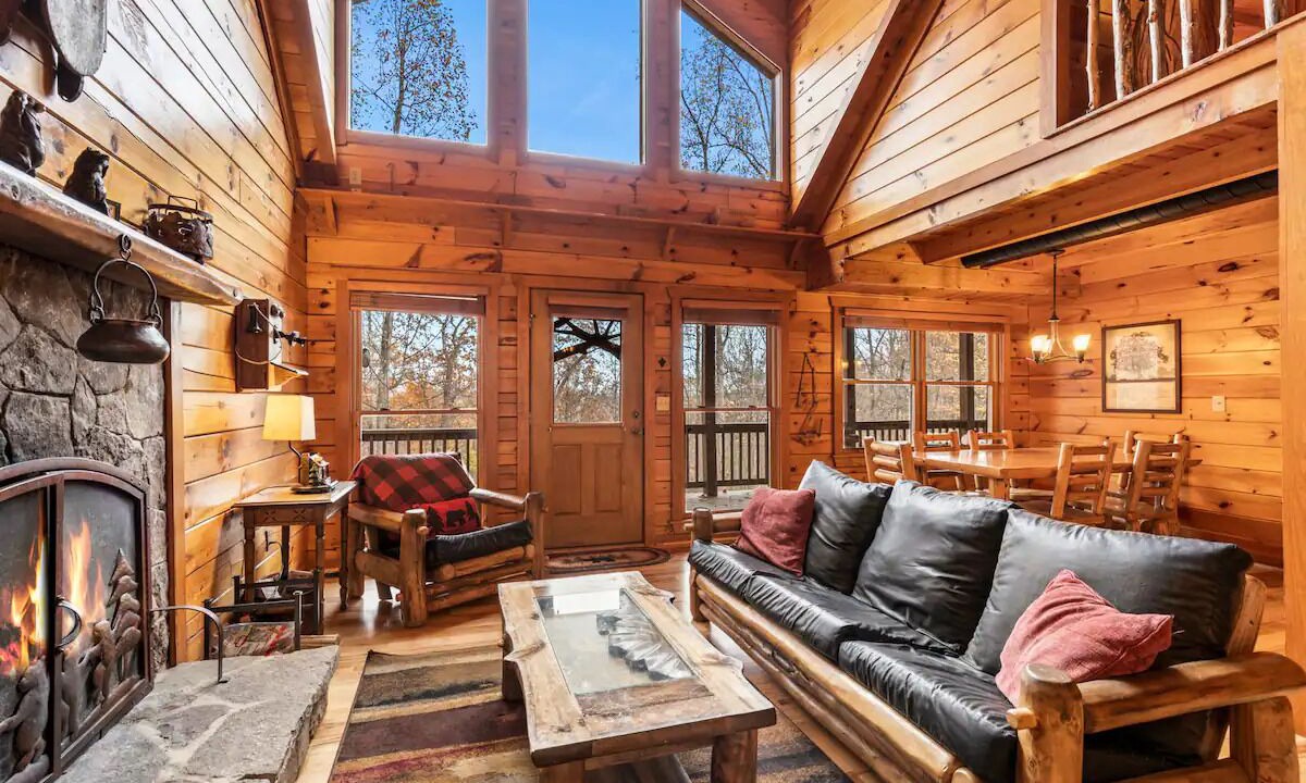 Photo of Livingroom in Stanardsville