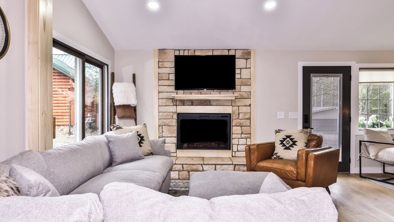 Photo of Livingroom in Boulder Junction