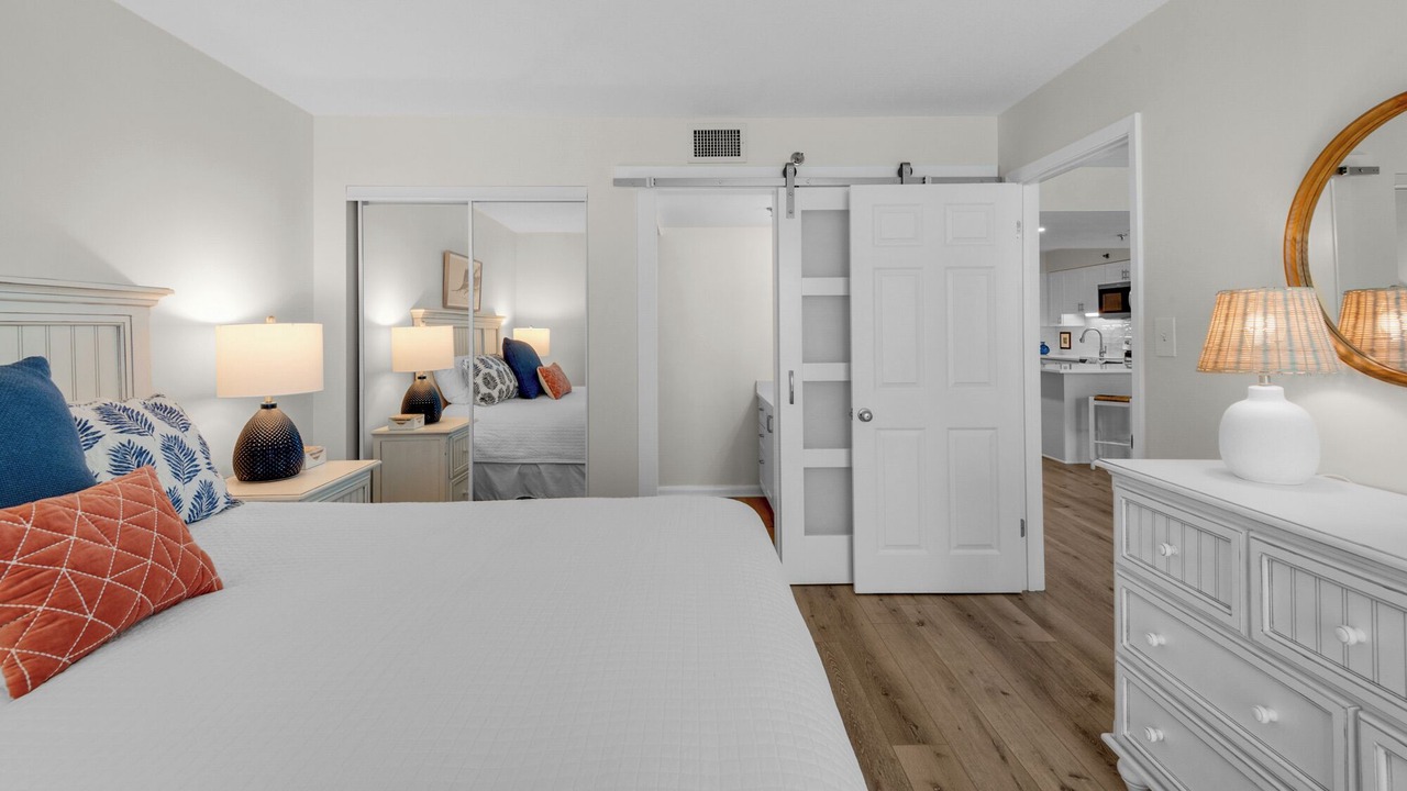 Photo of Bedroom in Seagrove Beach