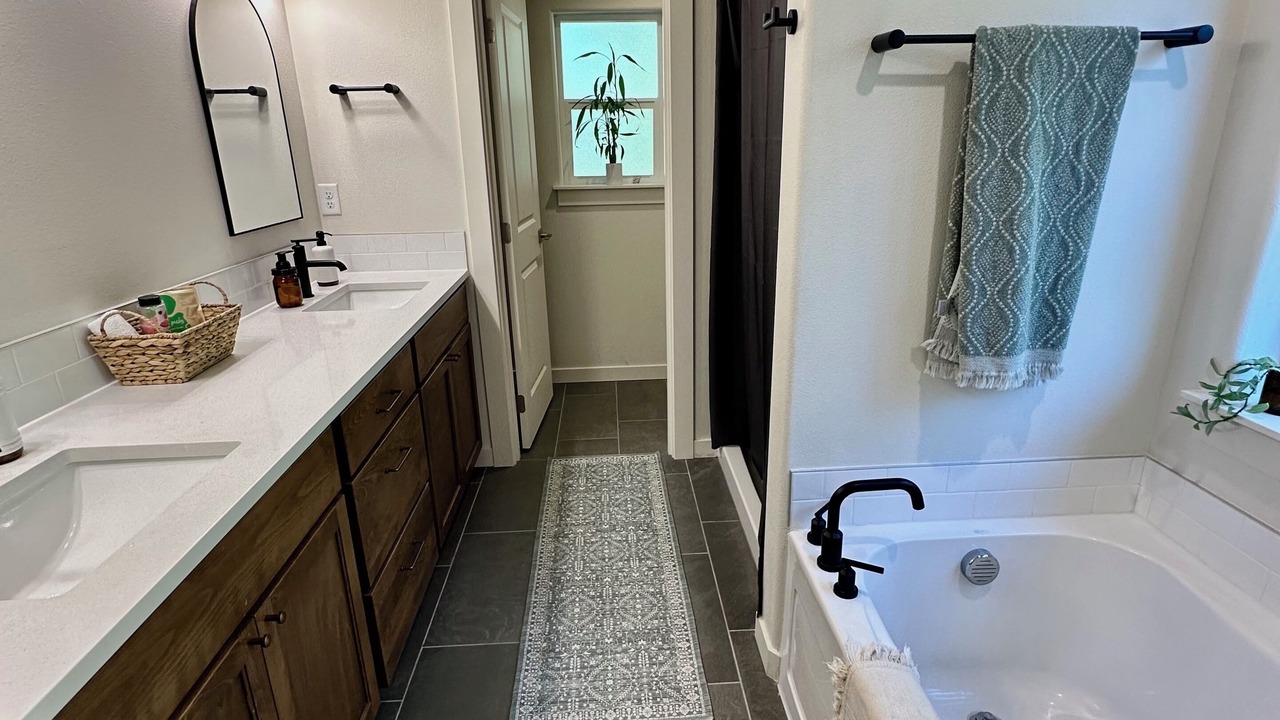 Photo of Bathroom in Thurston