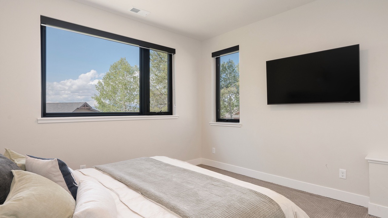 Photo of Bedroom in Silvercreek