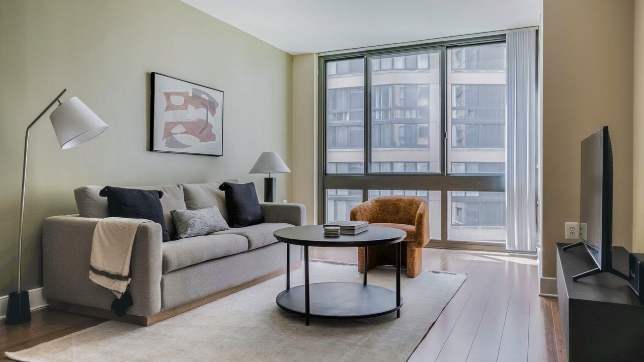 Photo of Livingroom in Mount Vernon Triangle