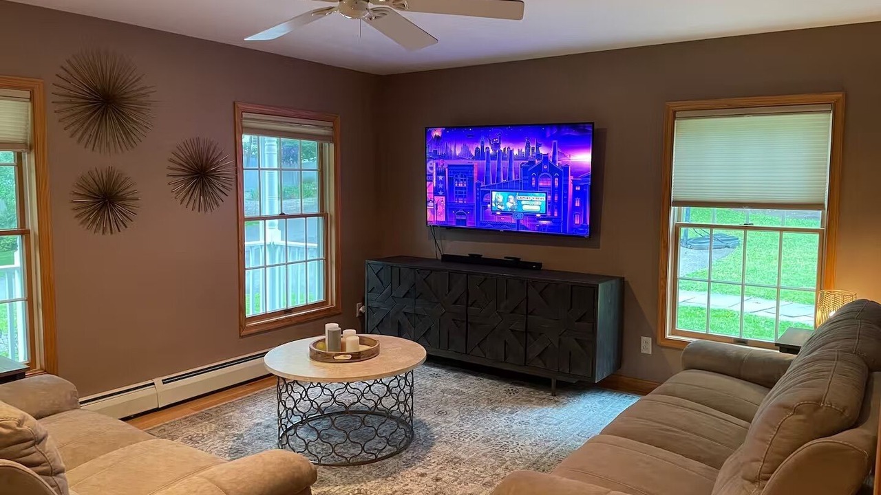 Photo of Livingroom in New Fairfield