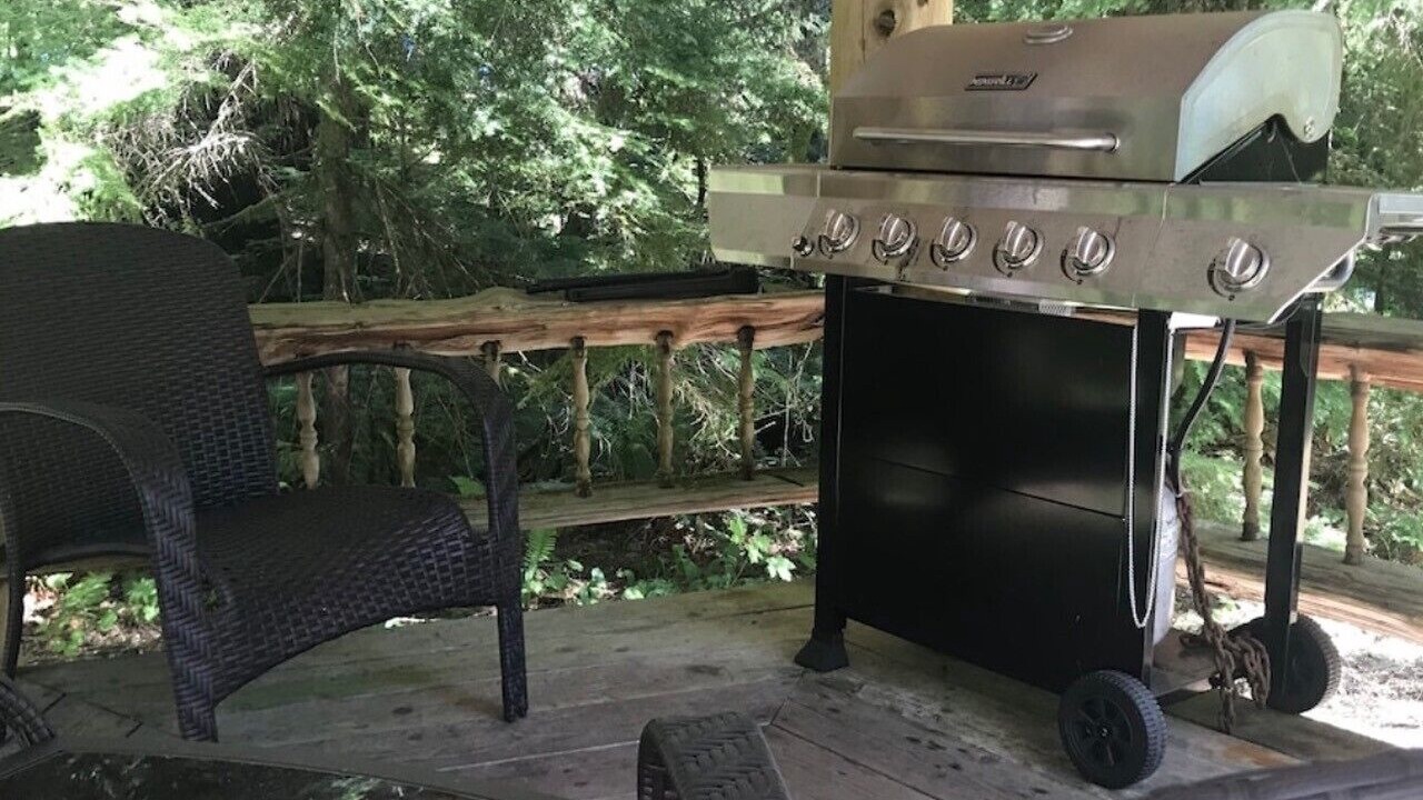 Photo of Outdoor in Ashford
