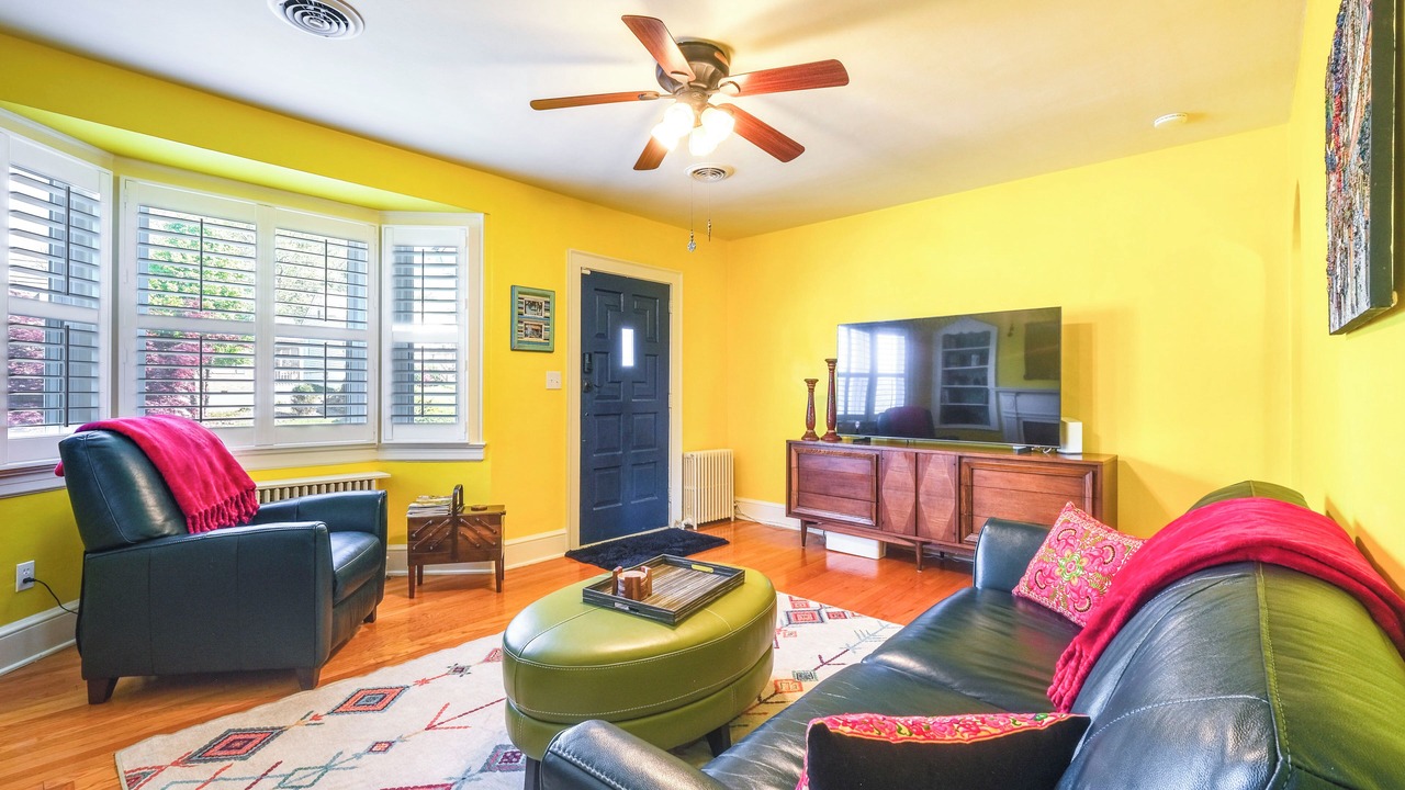 Photo of Livingroom in Roanoke