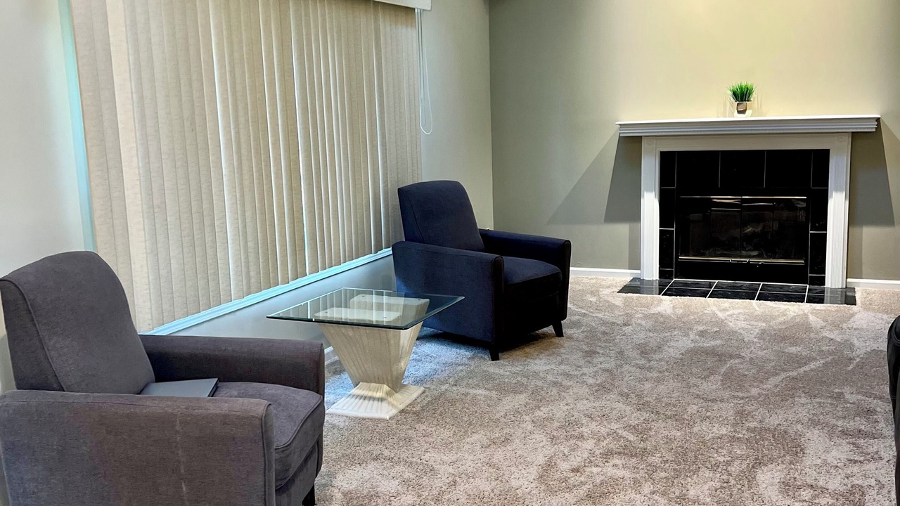 Photo of Livingroom in Farmington Hills