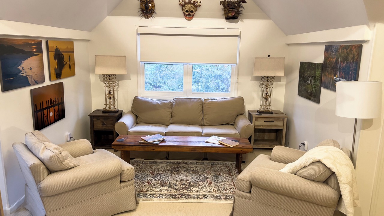 Photo of Livingroom in Mirror Lake