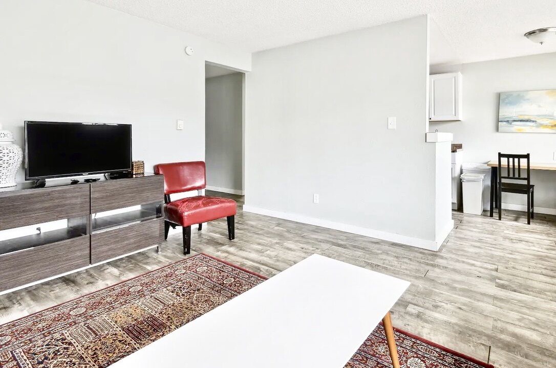 Photo of Livingroom in Lakewood