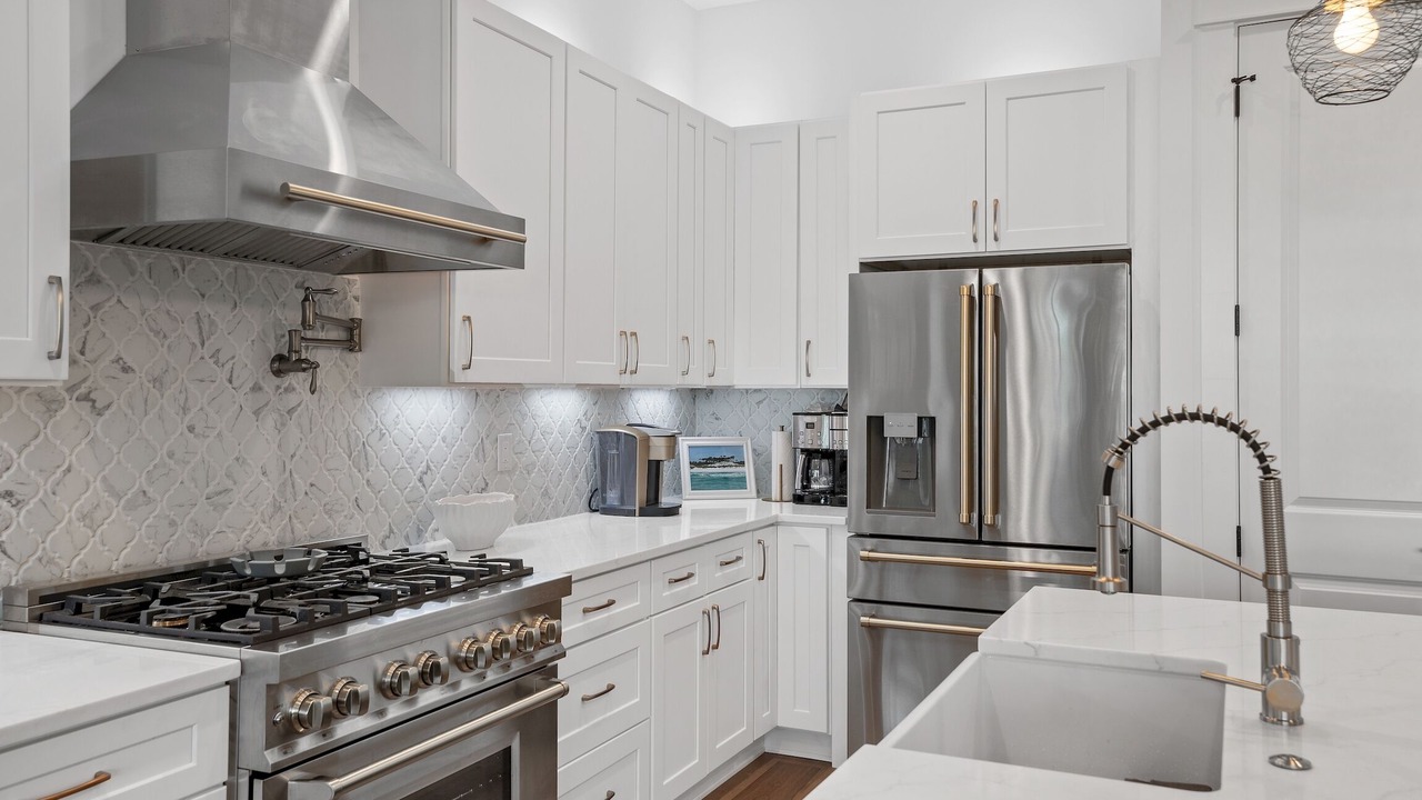 Photo of Kitchen in Village of Sugar Beach