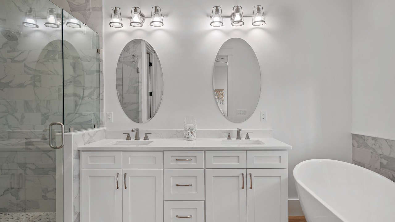 Photo of Bathroom in Village of Sugar Beach