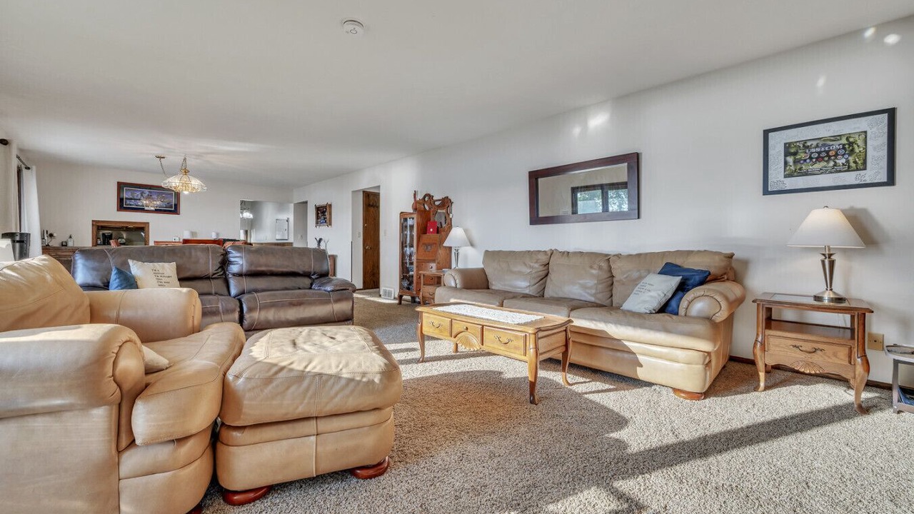 Photo of Livingroom in Spirit Lake