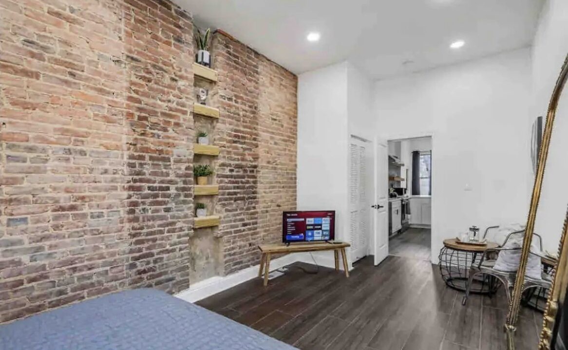 Photo of Bedroom in Downtown Baltimore