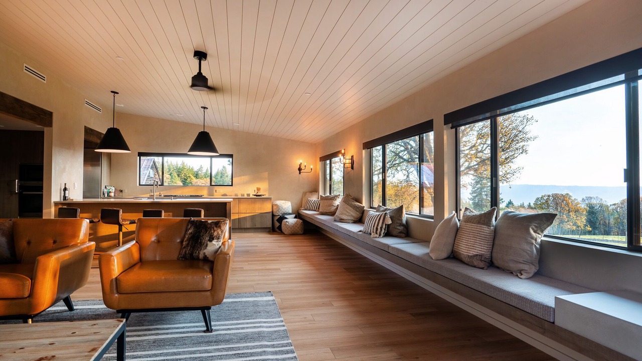 Photo of Livingroom in Lyle