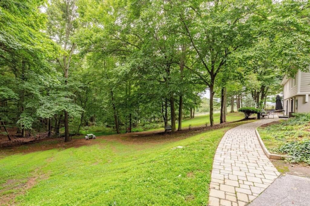 Photo of Outdoor in Dickerson