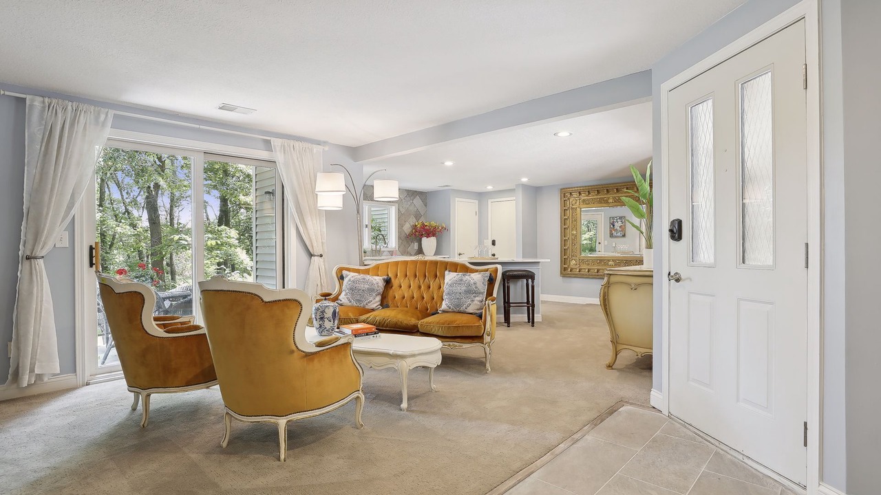 Photo of Livingroom in Webster