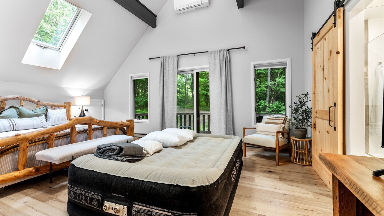 Photo of Bedroom in Ellicottville