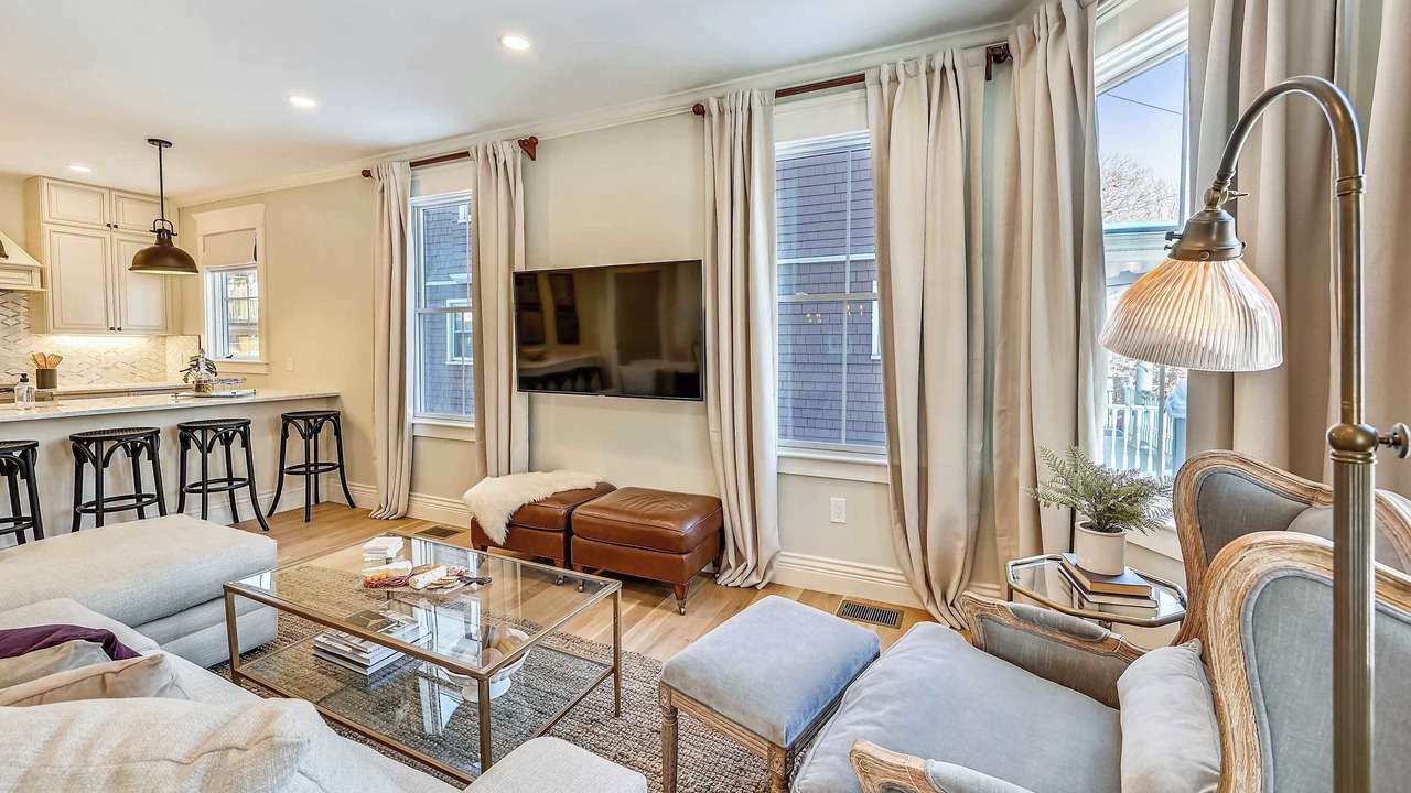 Photo of Livingroom in Egleston Square