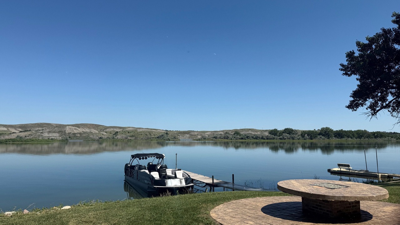 Photo of Others in Pierre