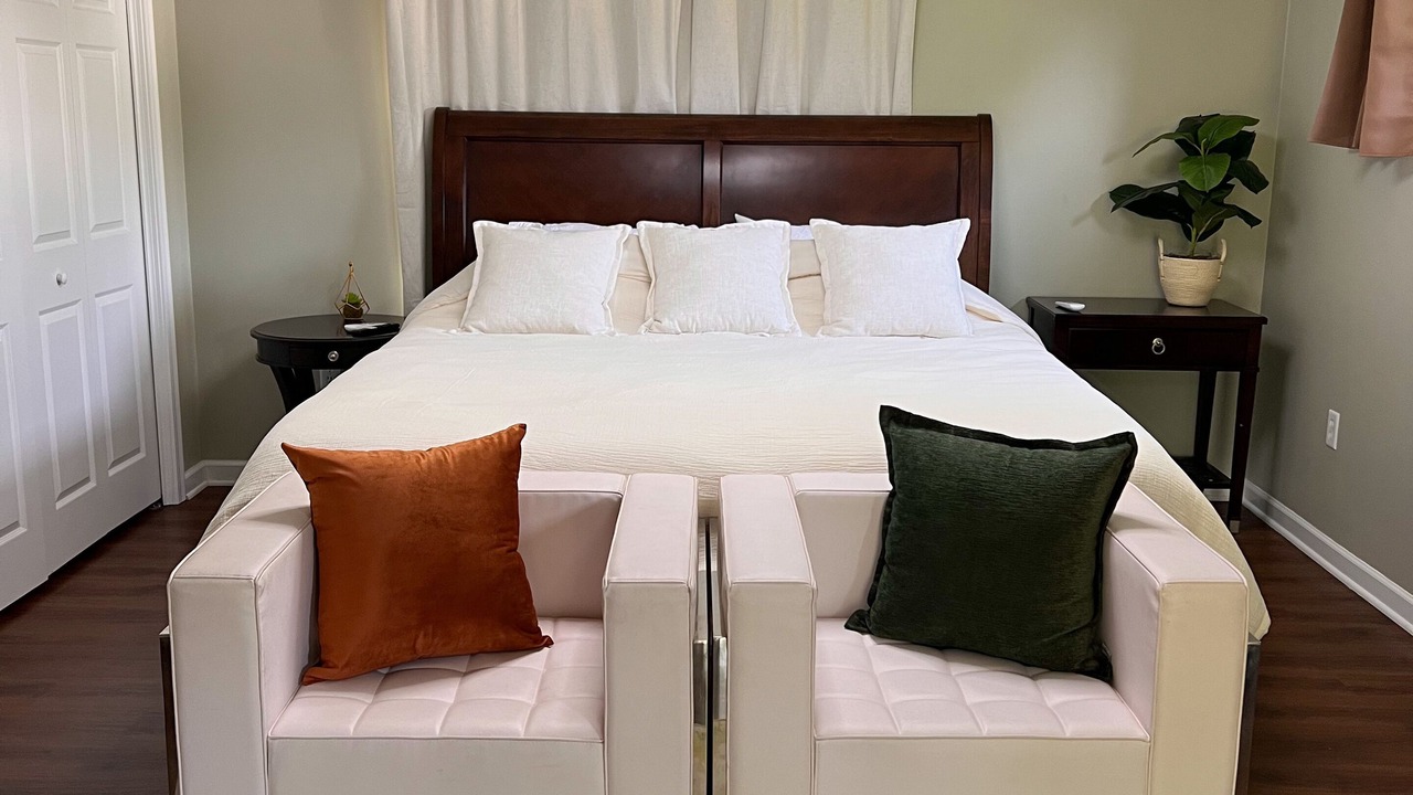 Photo of Bedroom in Mason