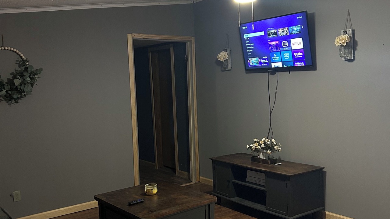 Photo of Livingroom in Rush