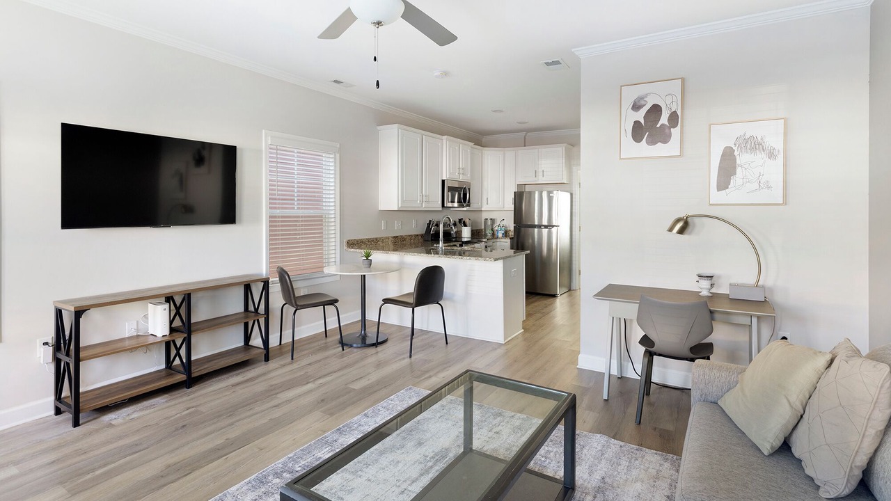 Photo of Livingroom in Huntsville