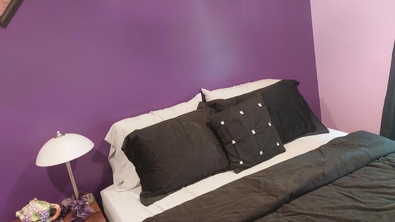 Photo of Bedroom in Bluff Point