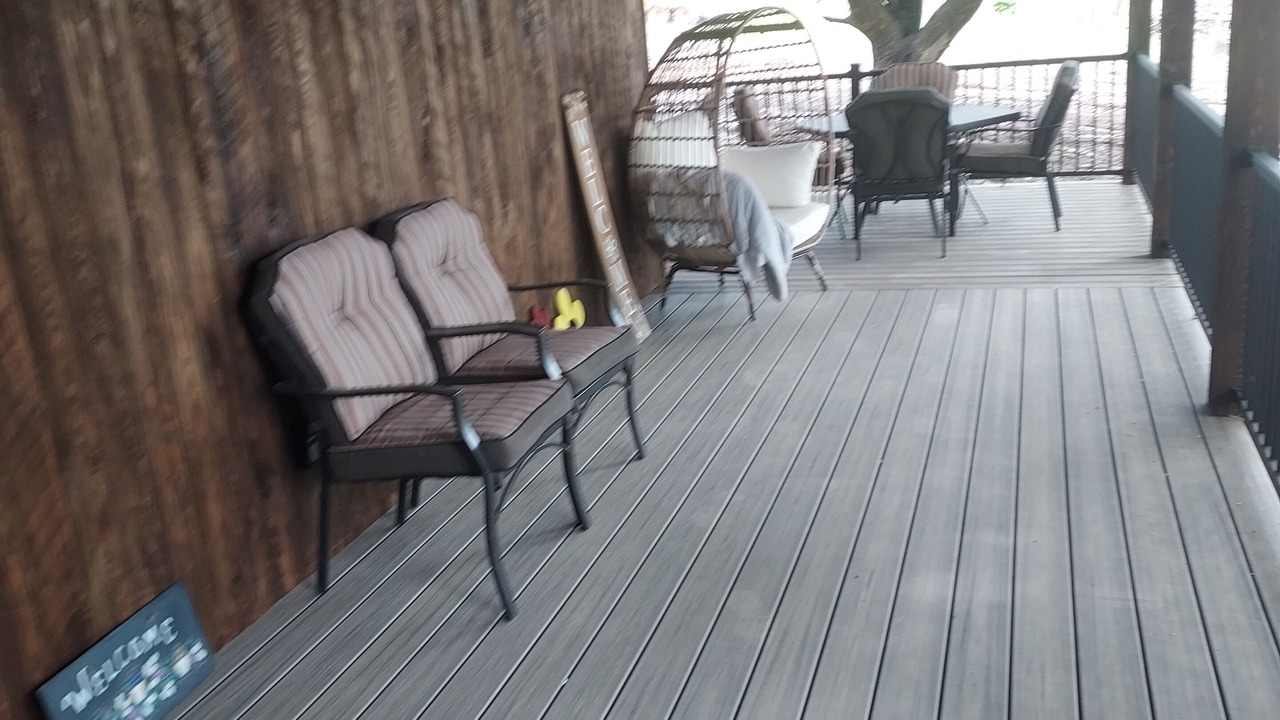 Photo of Patio Balcony in Bluff Point
