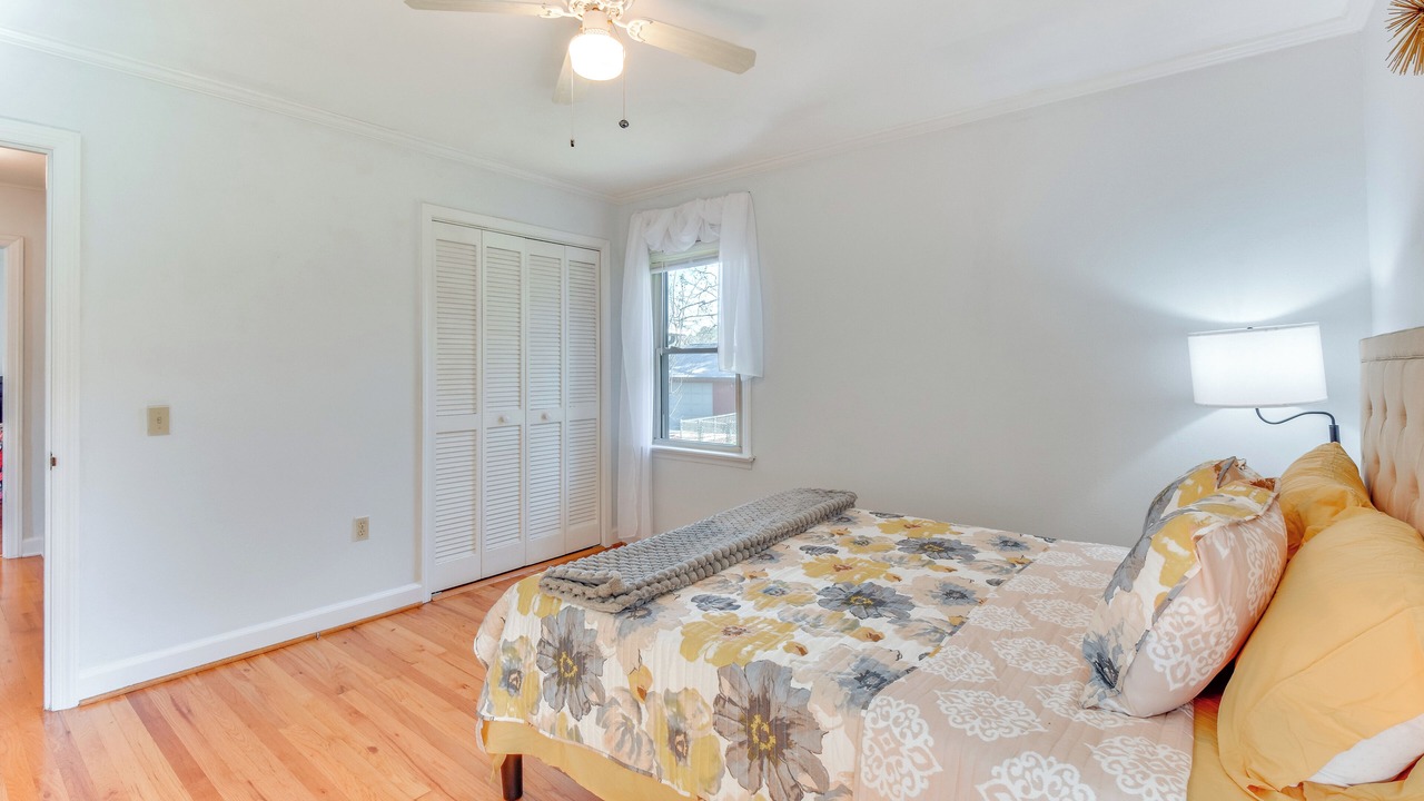 Photo of Bedroom in Hartwell