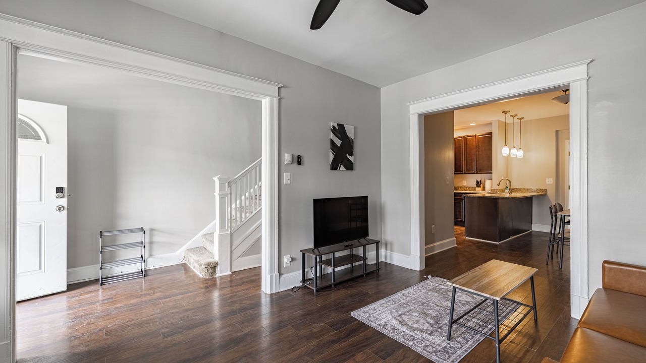 Photo of Livingroom in Fairlawn