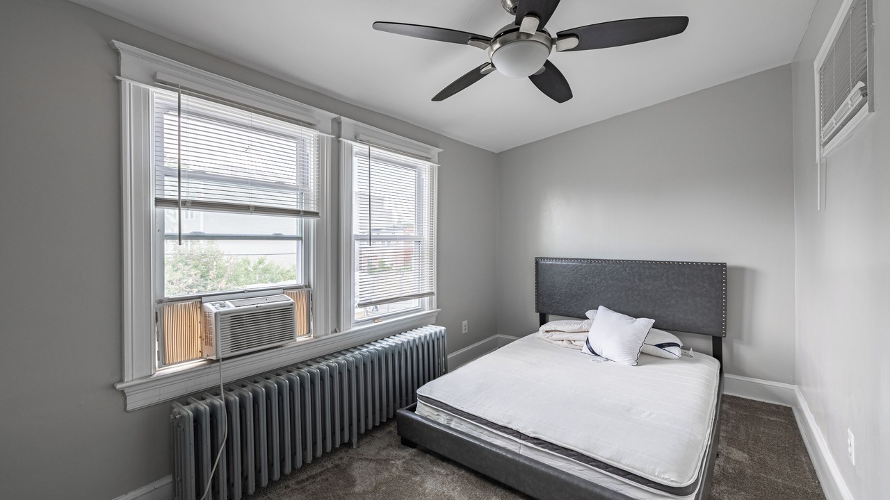 Photo of Bedroom in Fairlawn