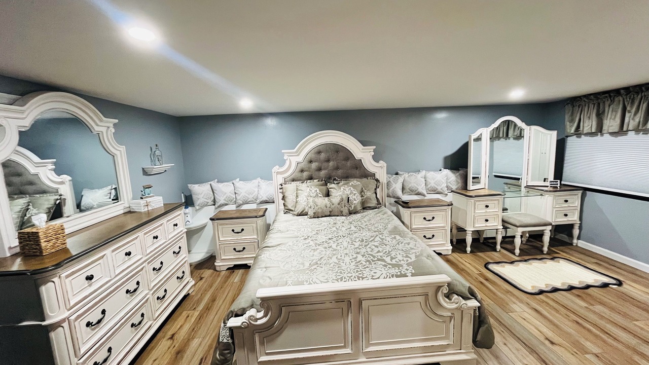 Photo of Bedroom in Smithtown