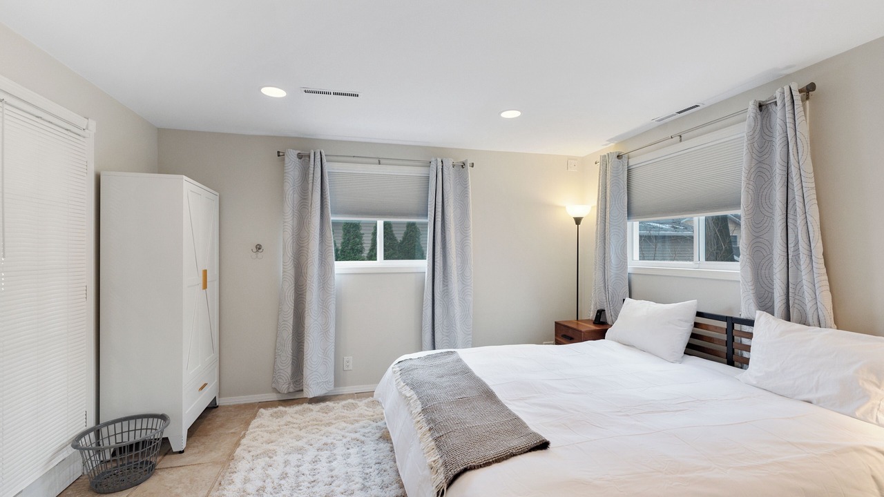 Photo of Bedroom in White Lake
