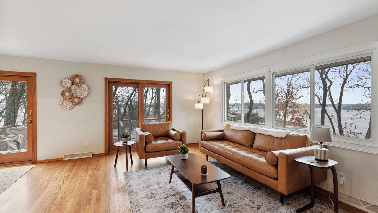 Photo of Livingroom in White Lake