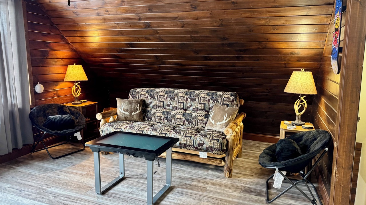 Photo of Livingroom in Malone