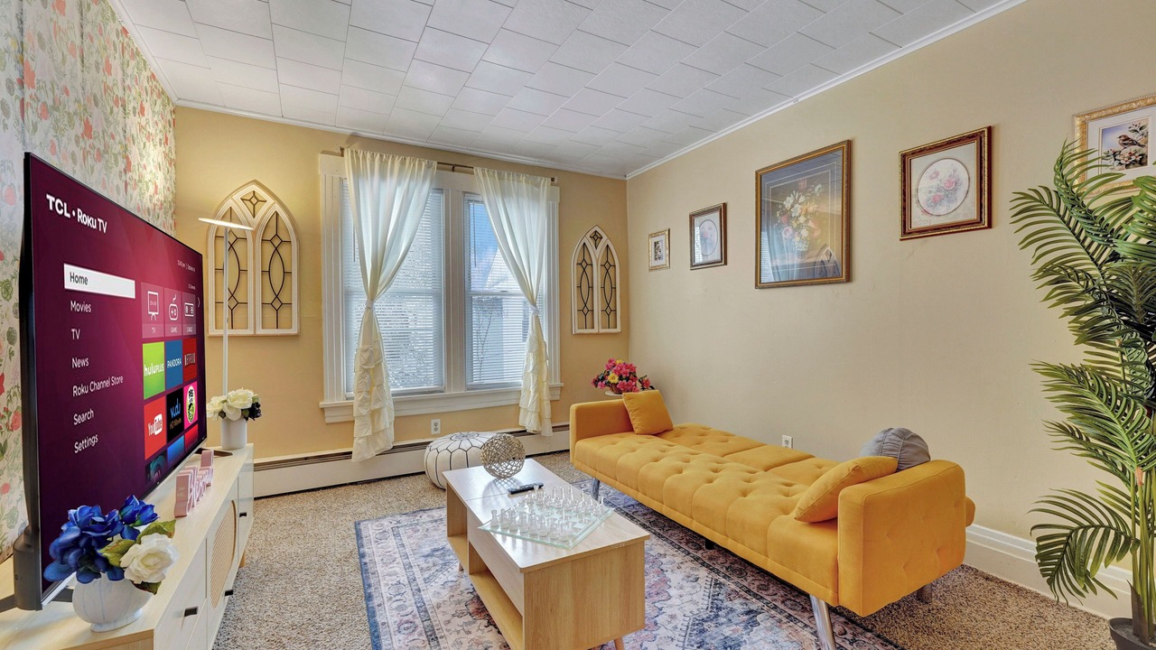 Photo of Livingroom in Rochester