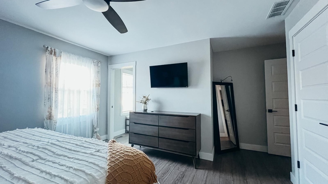 Photo of Bedroom in Newburgh