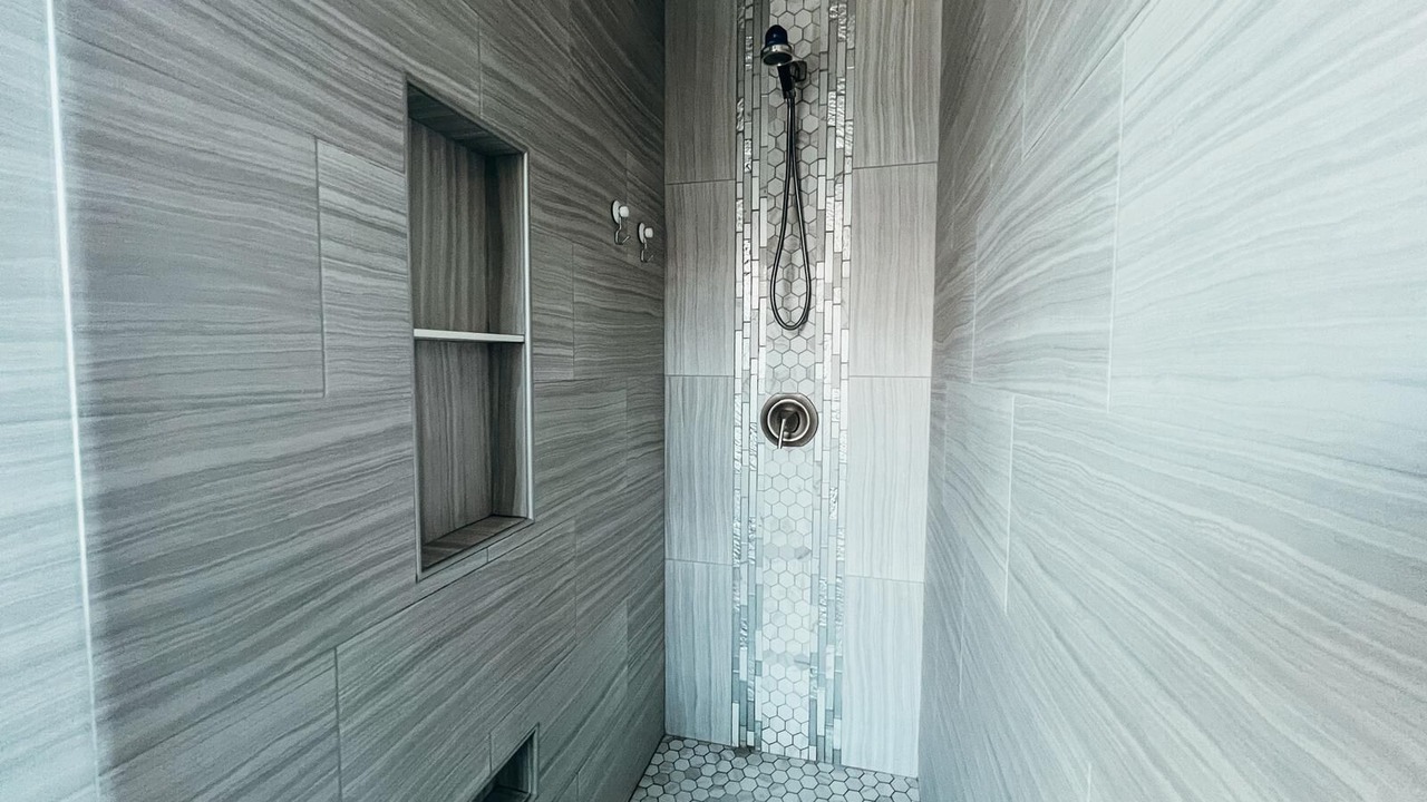 Photo of Bathroom in Newburgh