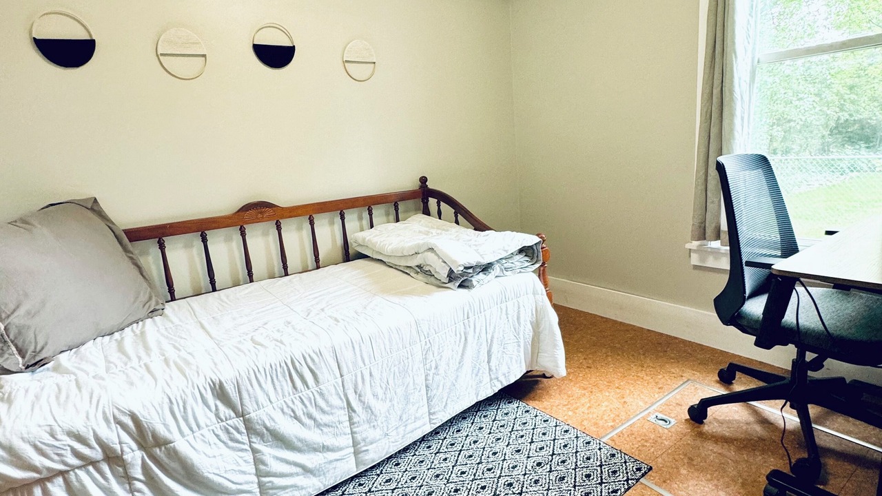 Photo of Bedroom in De Pere