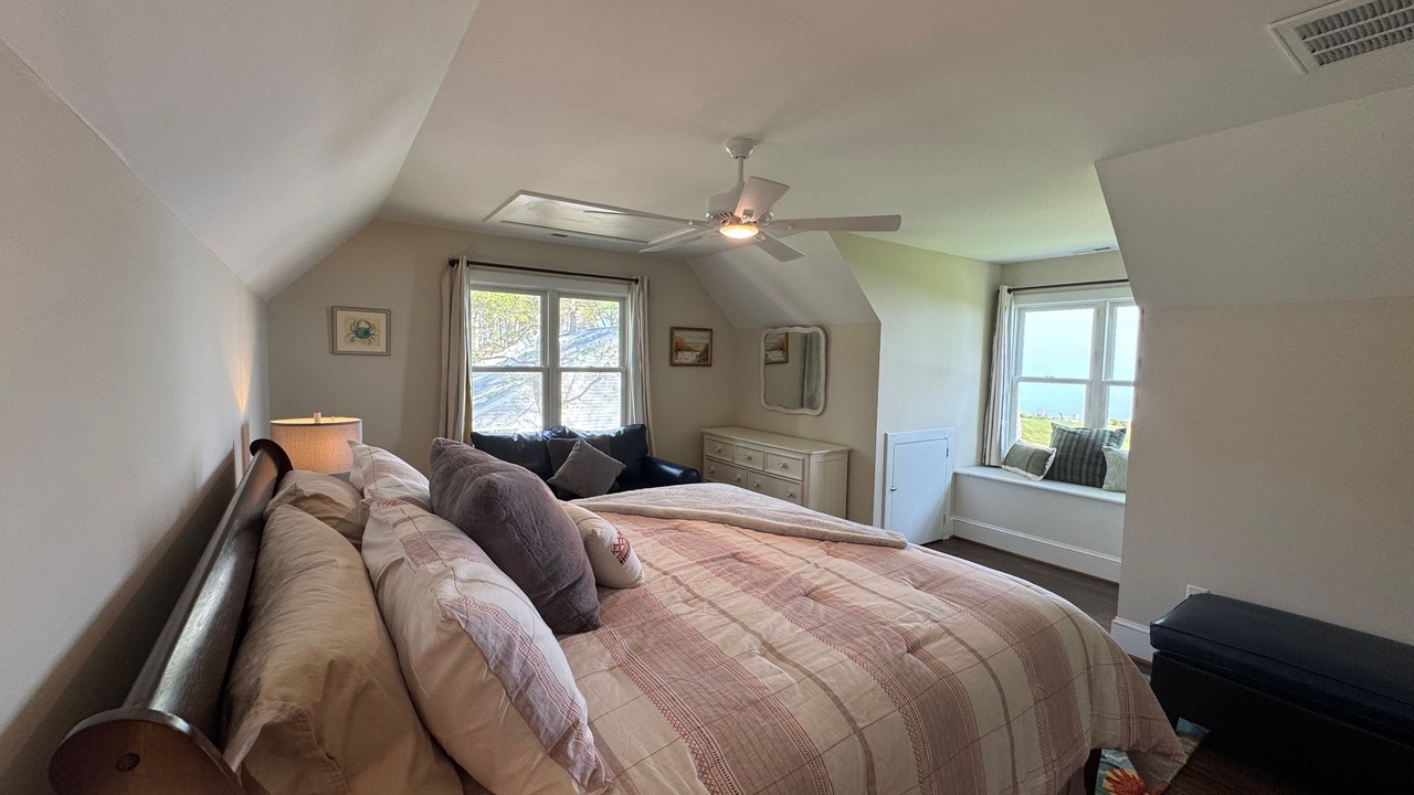 Photo of Bedroom in Ophelia