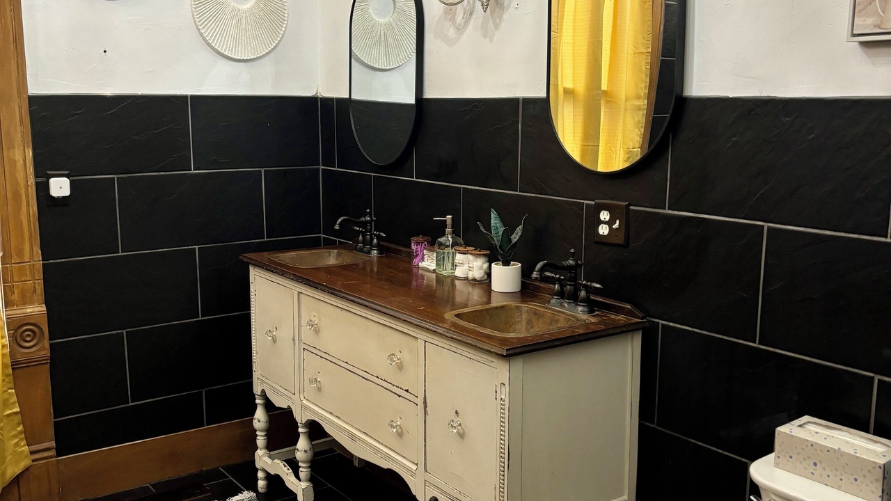 Photo of Bathroom in Yates Center