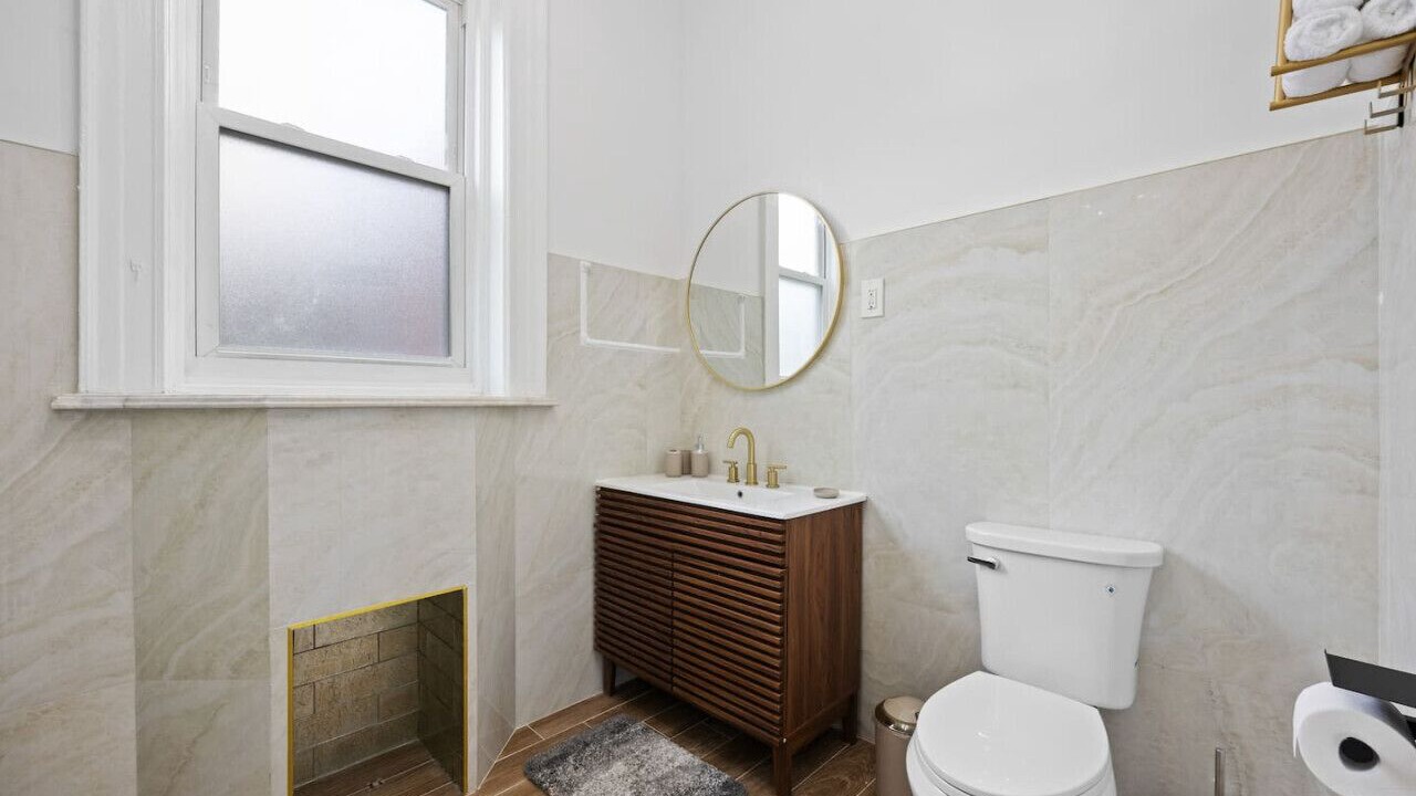 Photo of Bathroom in Upper Manhattan