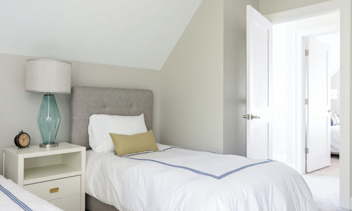 Photo of Bedroom in Warm Springs