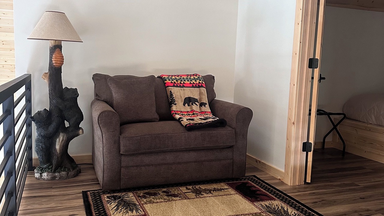 Photo of Livingroom in Eagle River