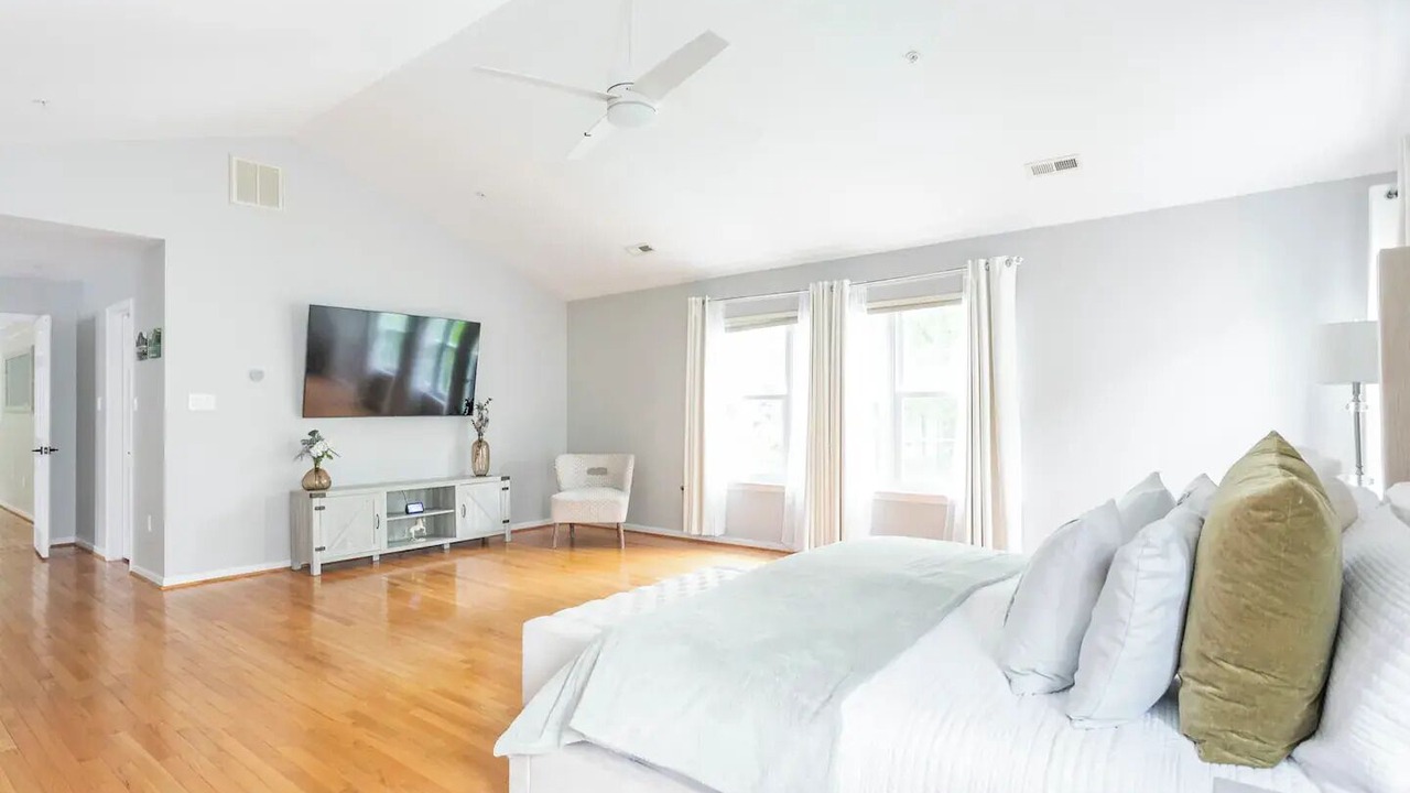 Photo of Bedroom in Fort Washington