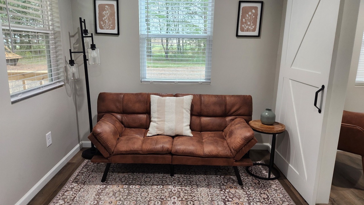 Photo of Livingroom in Leesburg