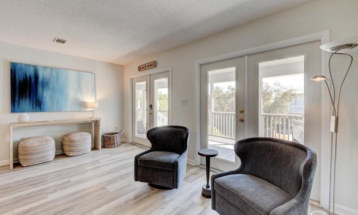 Photo of Livingroom in Gulf Trace