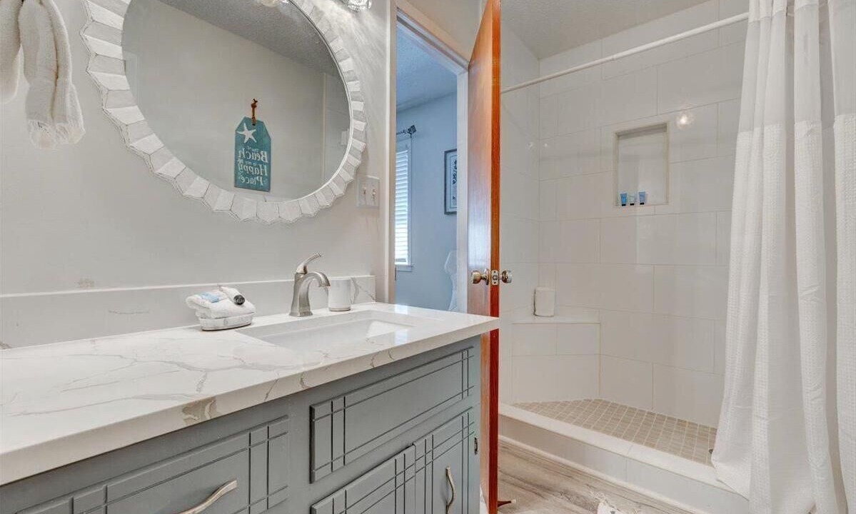 Photo of Bathroom in Gulf Trace