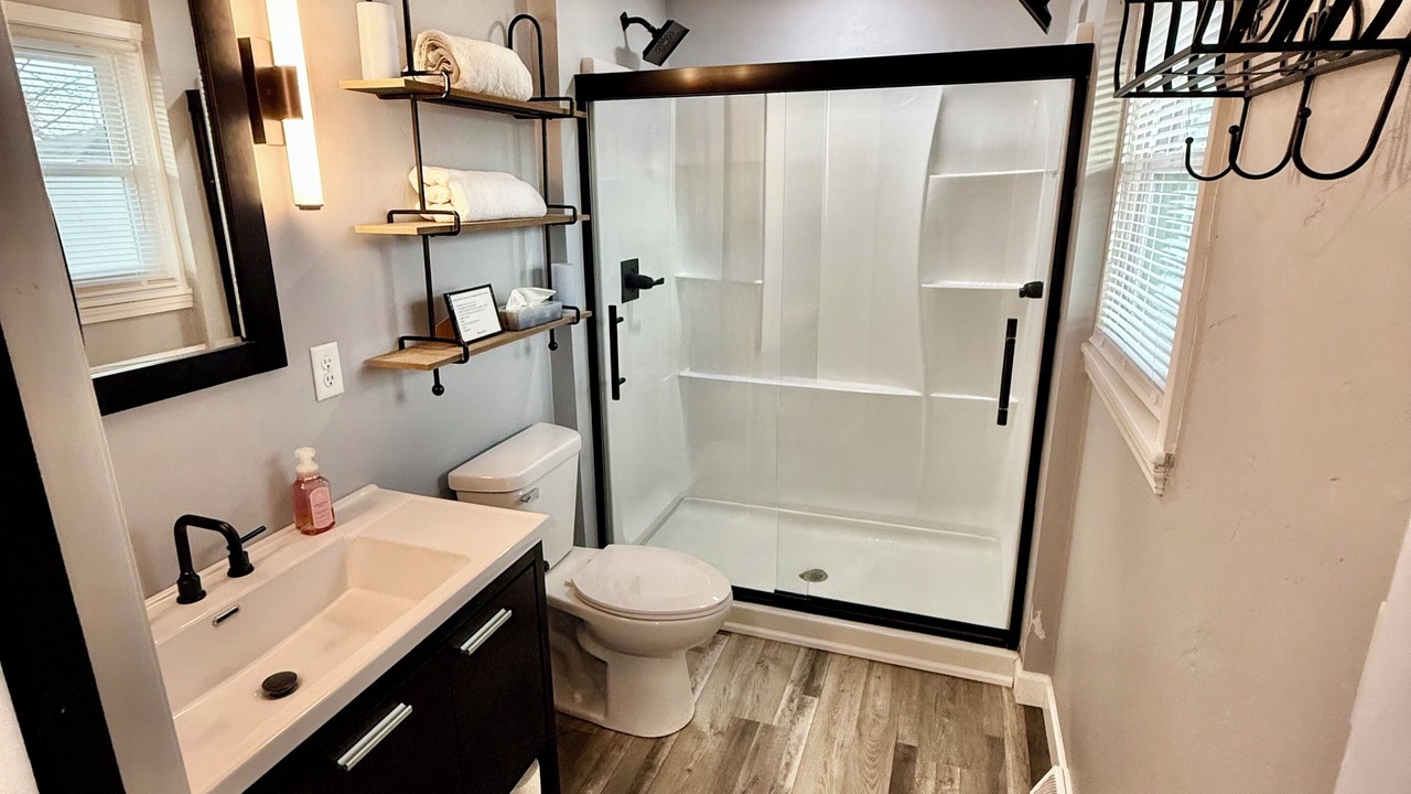 Photo of Bathroom in Green Bay